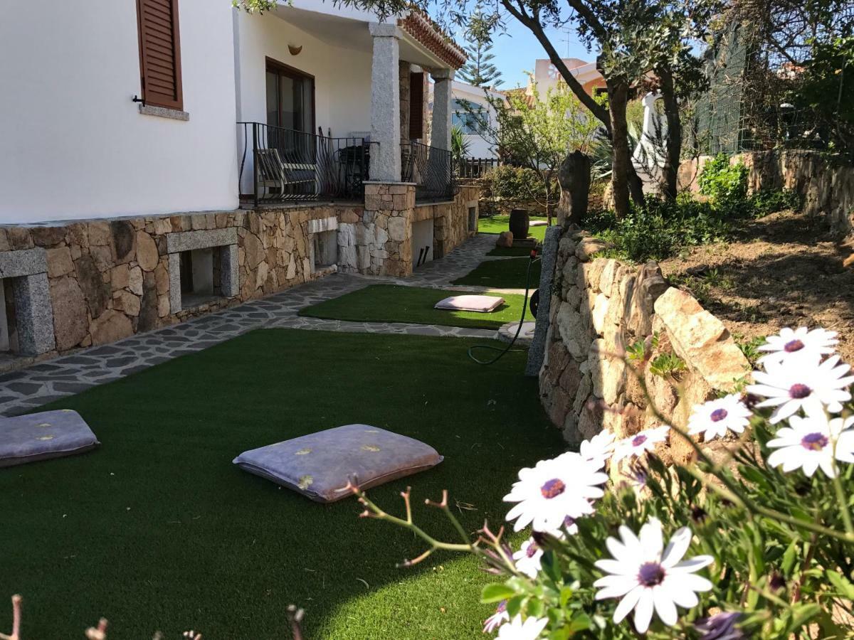 Le Case Del Mare Porto San Paolo  Exterior photo